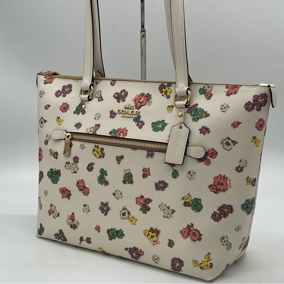 Coach Large Gallery Tote Bag - Picture 4 of 10